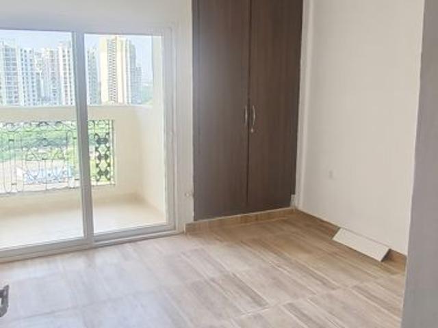 Flat for rent in Noida, Gautam Buddha Nagar