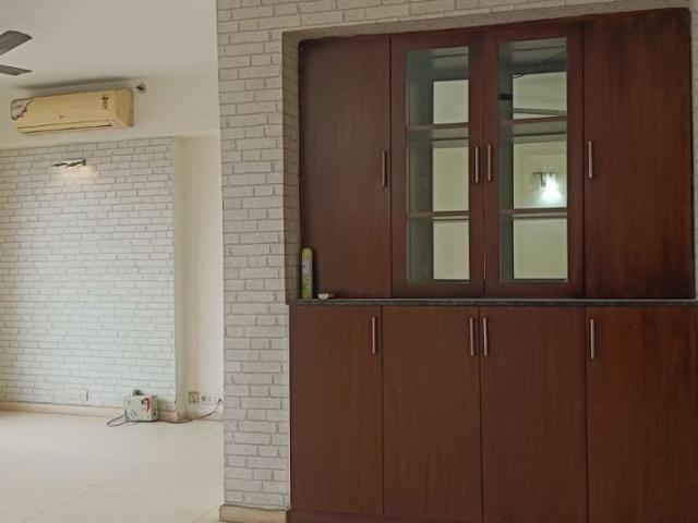 Flat for rent in Rosewood City, Gurugram