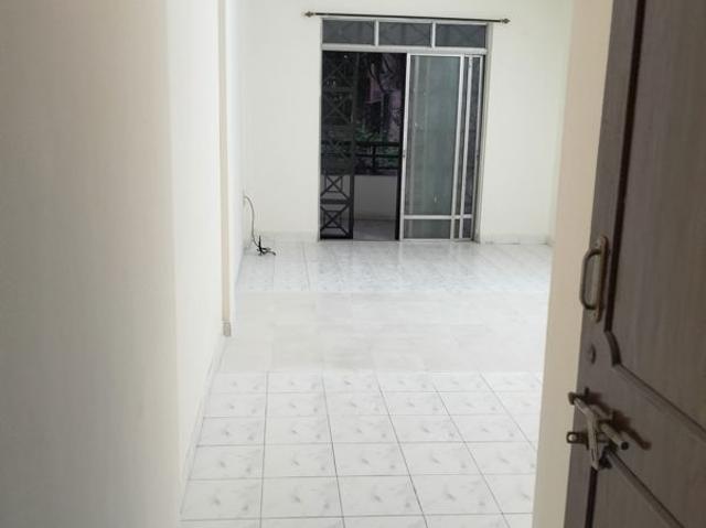 Flat for rent in Fatima Nagar, Pune