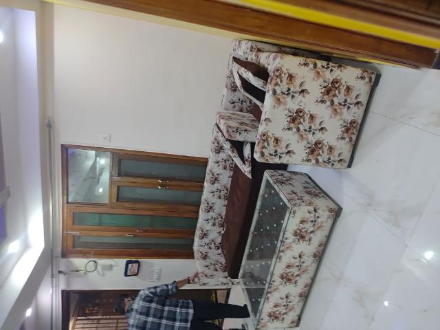 Flat for rent in Sector 45, Noida