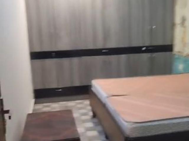 Property for rent in Hazipur, Noida