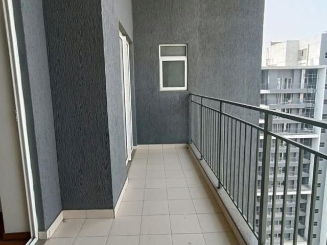 Flat for rent in Sector 43, Noida