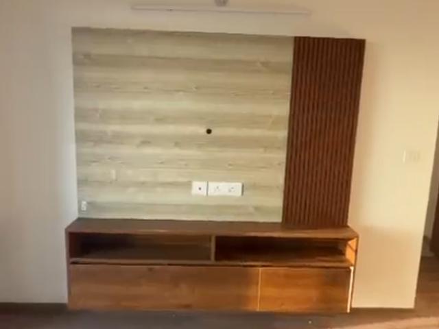Flat for rent in Sector 43, Noida