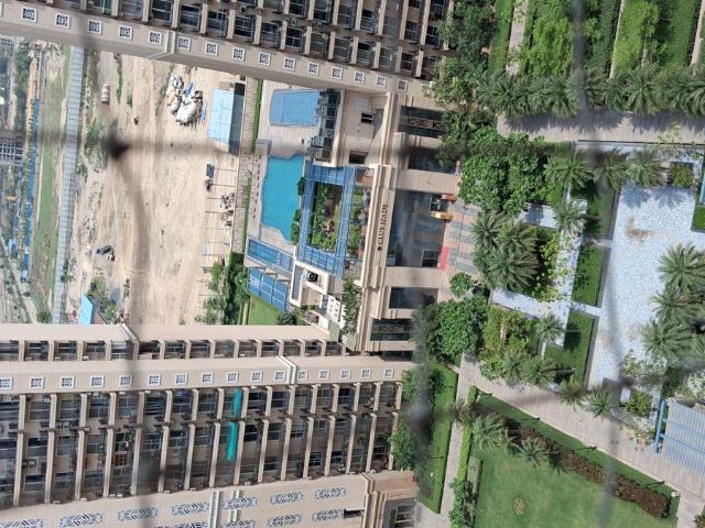 Flat for rent in Ace Parkway, Noida