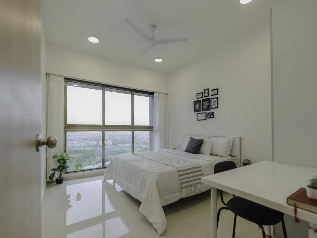 Flat for rent in Malad East, Mumbai Suburban District