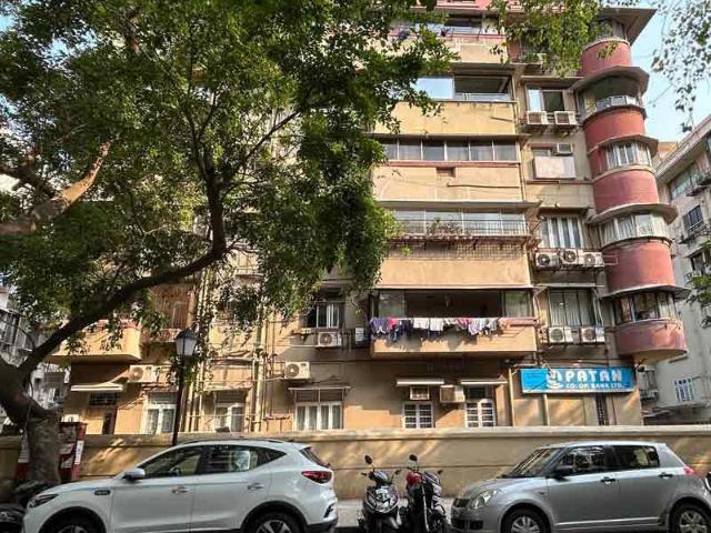 Flat for rent in Girgaon, Mumbai City District