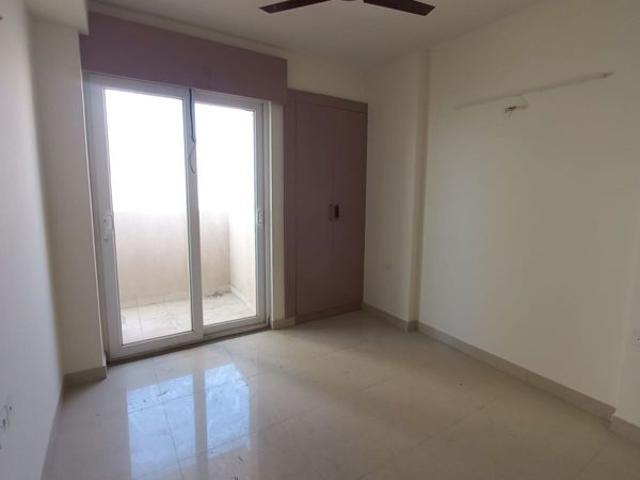 Flat for rent in Ace Parkway, Noida