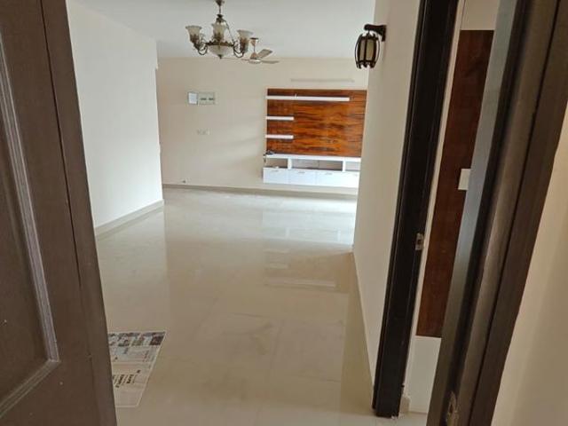 Flat for rent in Godrej Aqua, Hosahalli