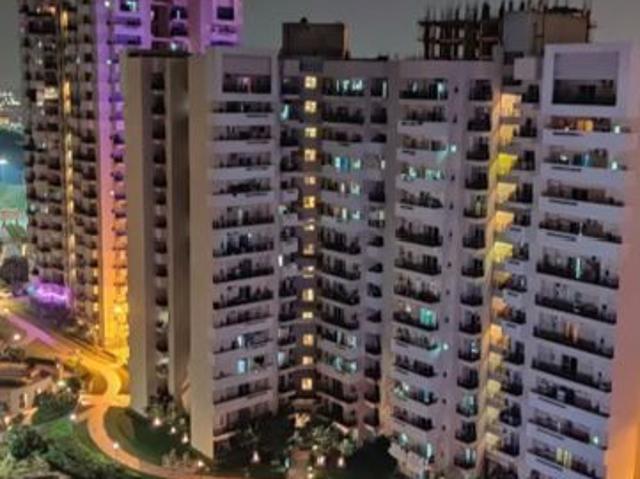 Flat for rent in Sector 137, Noida