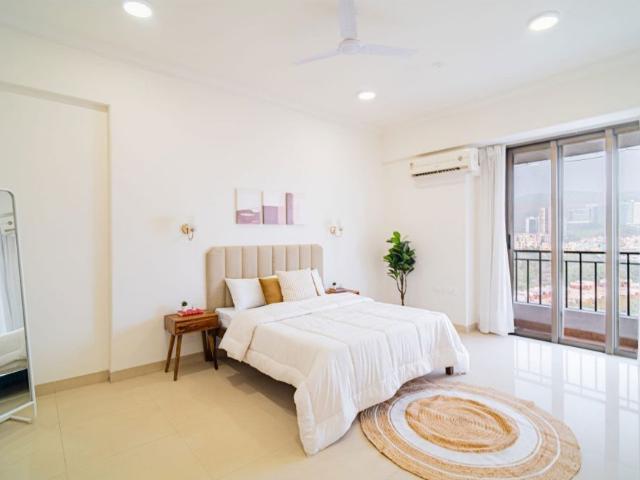 Flat for rent in Juhu, Mumbai