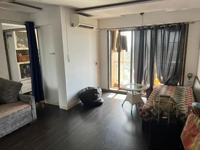 Flat for rent in Sunder Wadi, Mumbai