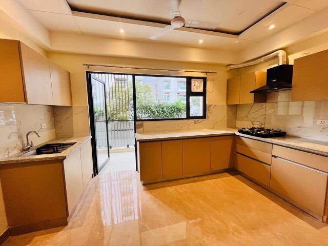 Flat for rent in Suncity Vatsal Valley, Gurugram