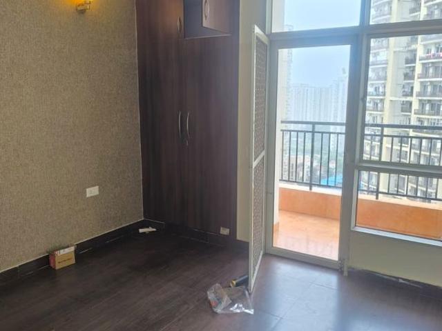 Flat for rent in Noida, Gautam Buddha Nagar