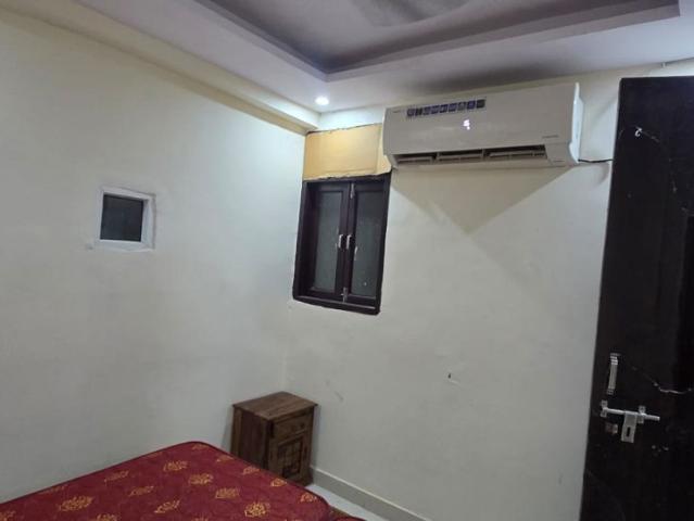 House for rent in Sector 31, Noida