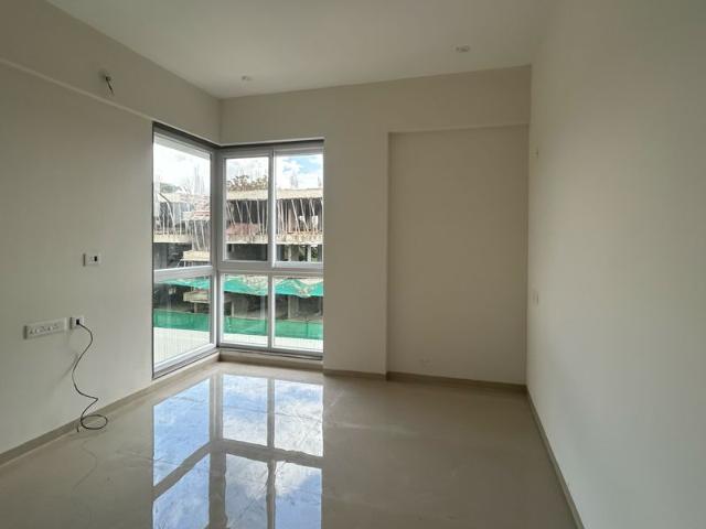 Flat for rent in Royal Court, Pune
