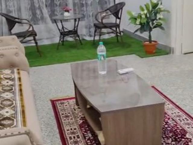 Flat for rent in Colaba, Mumbai City District