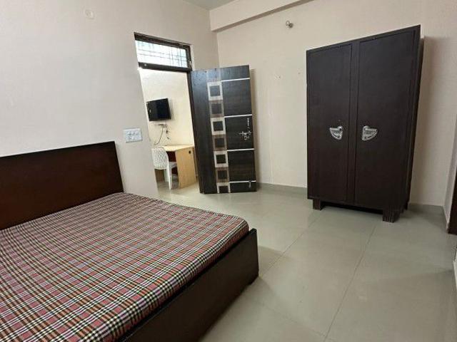 Property for rent in Sector 16, Gurugram