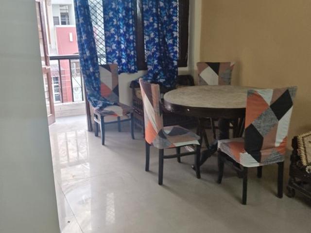 House for rent in Arun Vihar, Noida