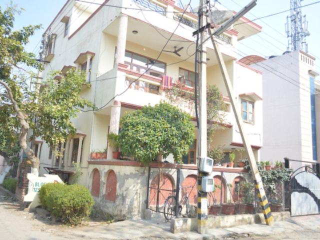 House for rent in Sector 16, Gurugram