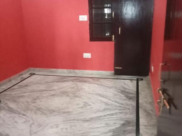 House for rent in Vibhav Khand, Chinhat