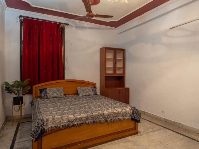 Flat for rent in Noida, Gautam Buddha Nagar