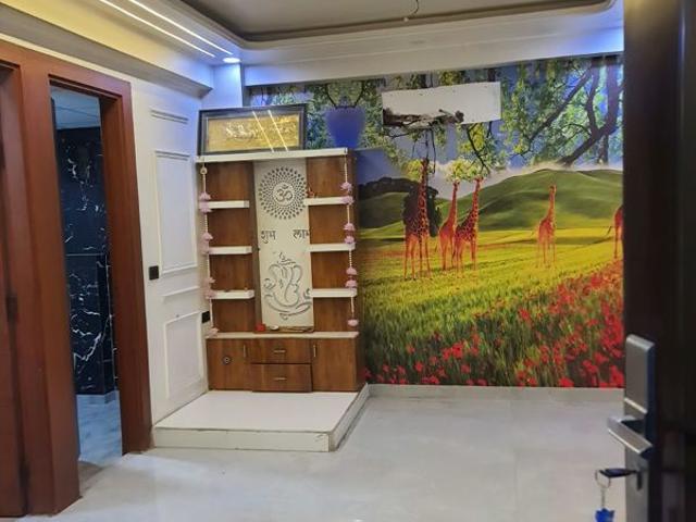 Property for rent in Hazipur, Noida