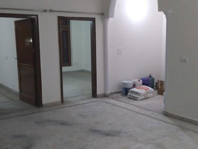 House for rent in Sector 4, Gurugram