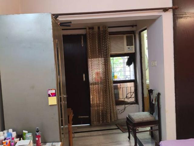 Flat for rent in Sector 28, Noida