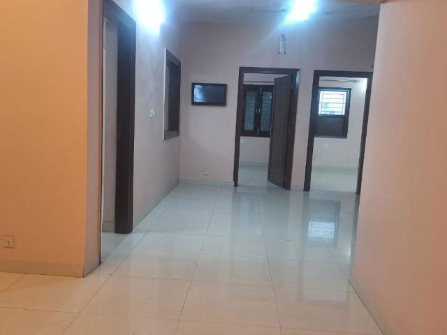 Flat for rent in Vasant Kunj, Delhi