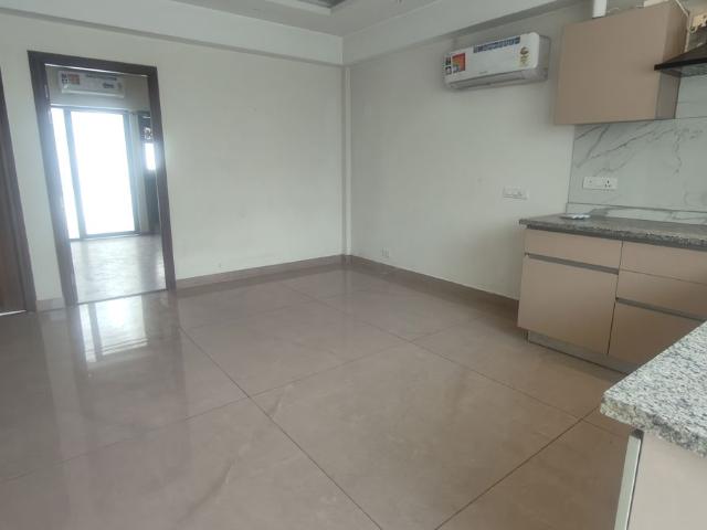 Flat for rent in Suncity Vatsal Valley, Gurugram