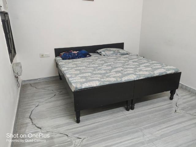 Property for rent in Greenfields Colony, Faridabad