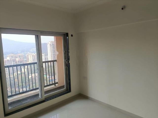 Flat for rent in Lodha Amara, Thane