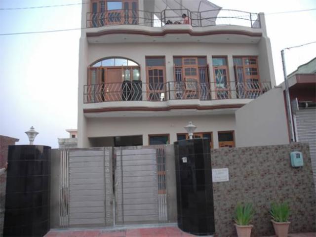 House for rent in Sector 16, Gurugram