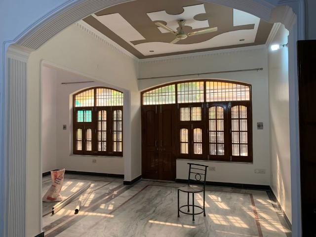 House for rent in Sector 4, Gurugram