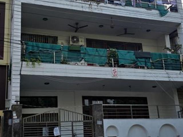 House for rent in Sector 46, Noida