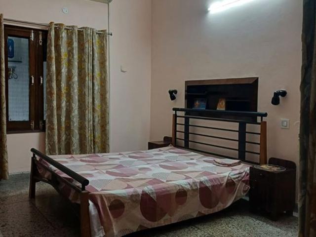 House for rent in Ward 1, Chandigarh