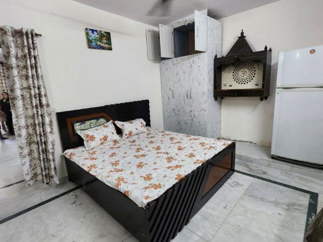 Flat for rent in Kamla Nagar, Delhi