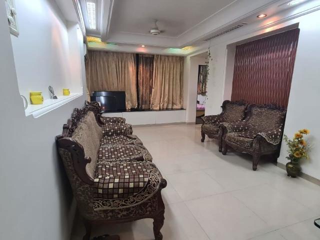 Flat for rent in Sunder Wadi, Mumbai
