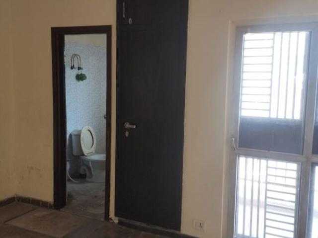 Flat for rent in Sector 86, Faridabad