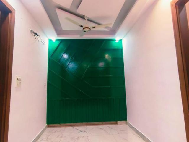 Property for rent in Mohan Garden, Delhi