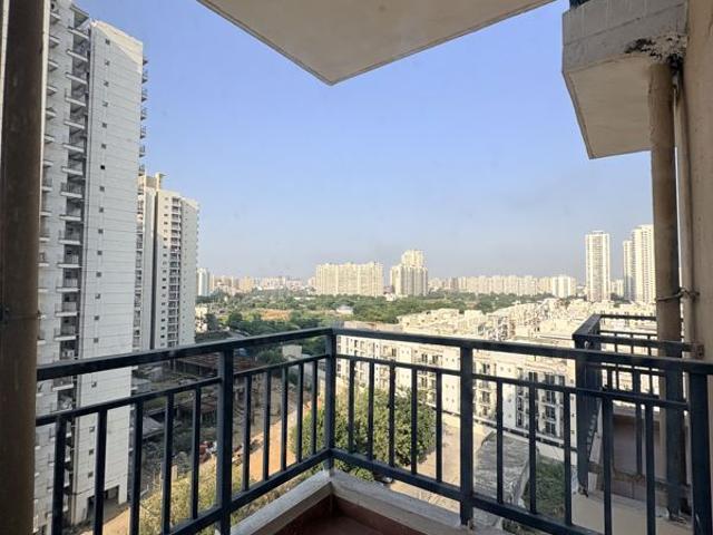 Flat for rent in Manesar, Gurugram