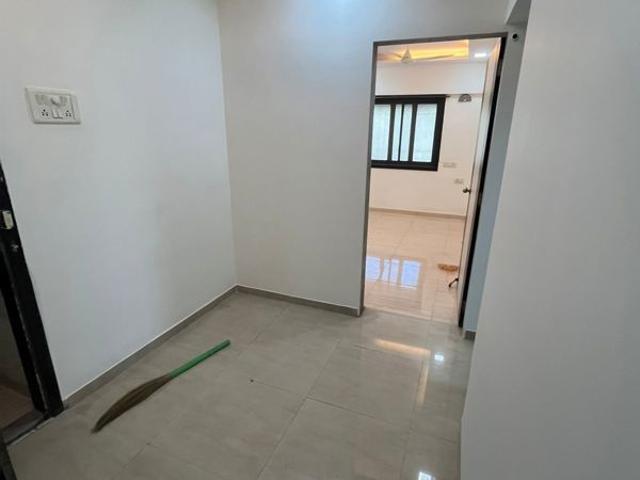 Flat for rent in Naupada, Thane