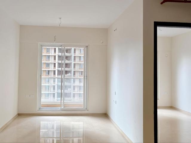 Flat for rent in Kolshet, Thane