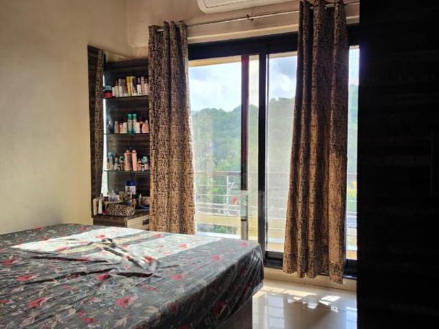 Flat for rent in Dongaripada, Thane
