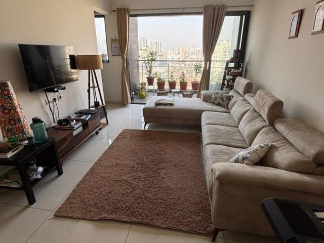 Flat for rent in Paranjape's Broadway, Pune