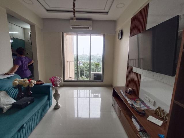 Flat for rent in Padle Gaon, Thane