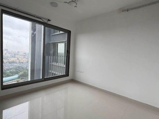 Flat for rent in Mumbai Zone 4, Mumbai