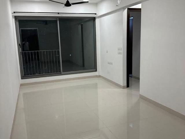 Flat for rent in Mumbai Zone 4, Mumbai