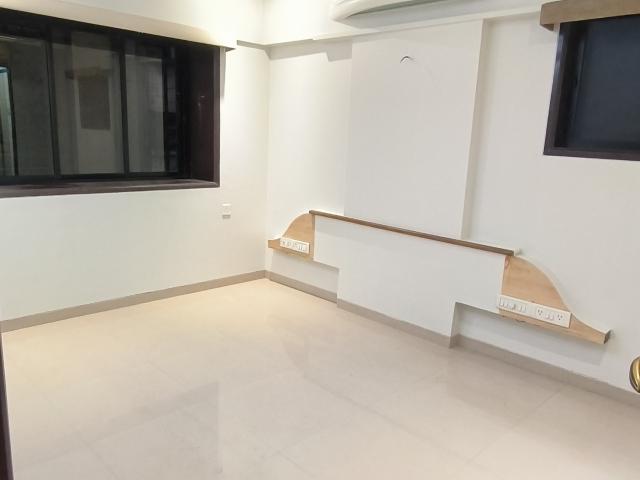 Flat for rent in Byculla West, Mumbai City District