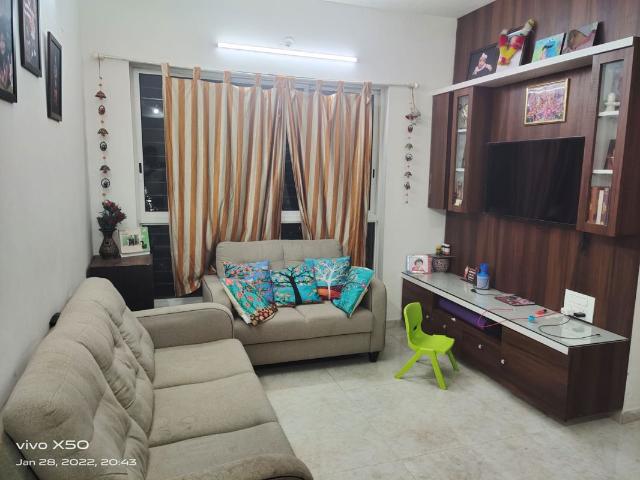Flat for rent in Lodha Amara, Thane